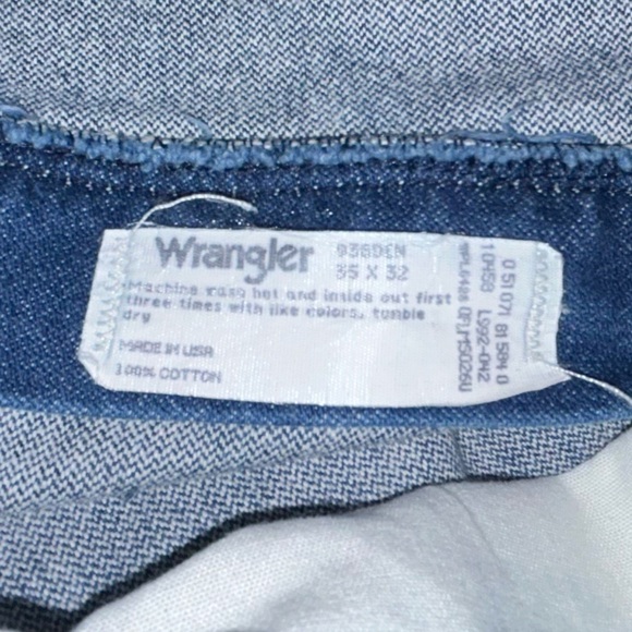 Vintage Wranglers 936DEN regular fit darkish size 35X32 denim jeans - Picture 6 of 6